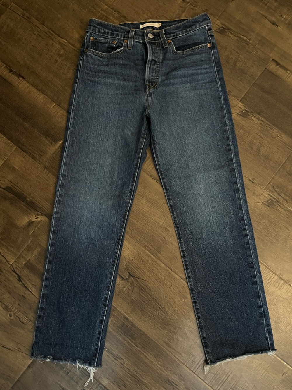 Levi Strauss | Wedgie Straight Jeans | Size 28